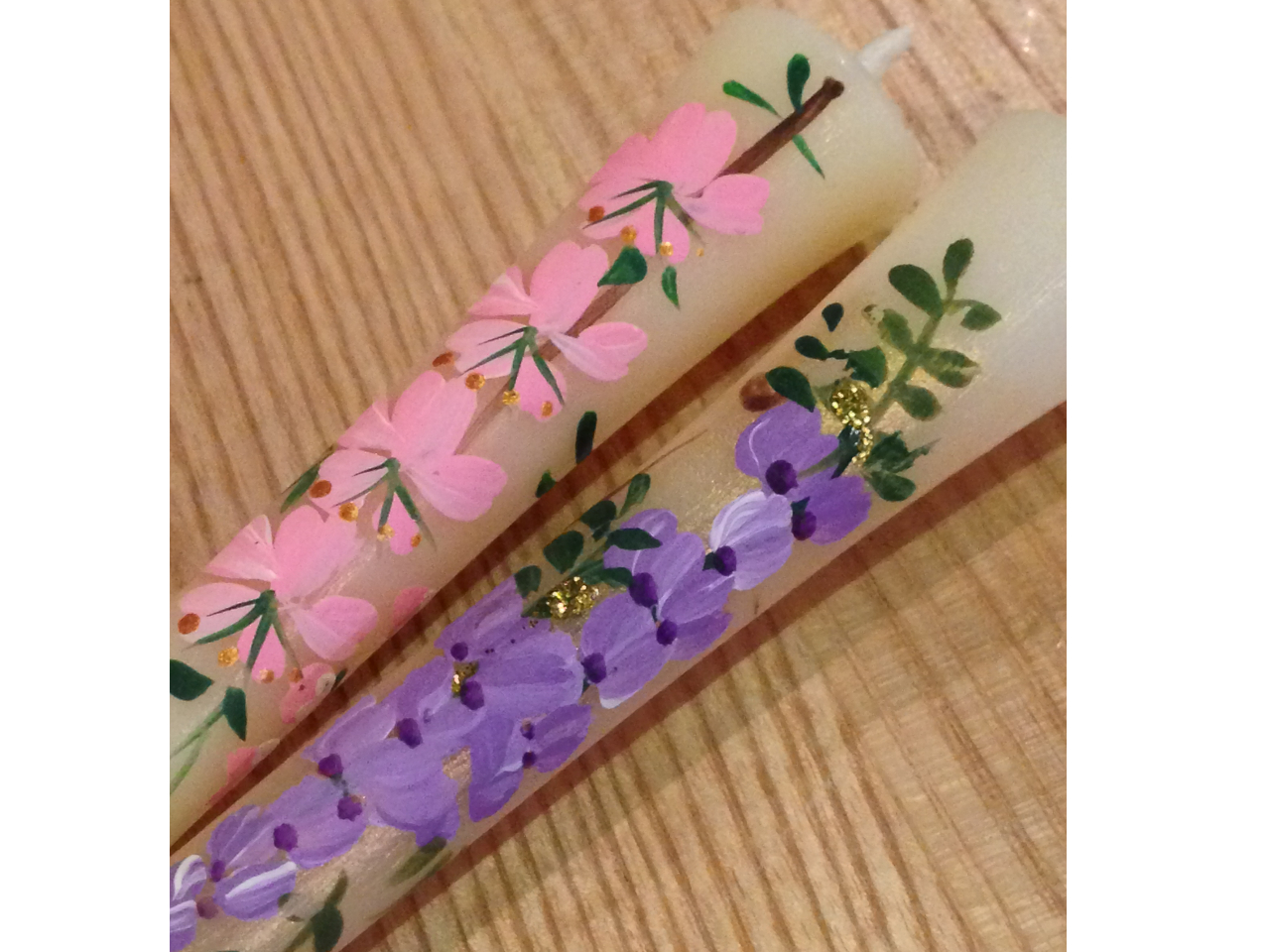 季節のお花を描いても素敵です。静かであたたかな和ろうそくの灯り。ぜひ実際に見て感じてください。