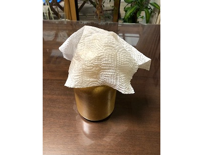 これは何?これは1回収穫した後の2回目の収穫チャレンジの一コマです。乾かさないようにペーパータオルなどを利用し、保湿。難しいチャレンジです。