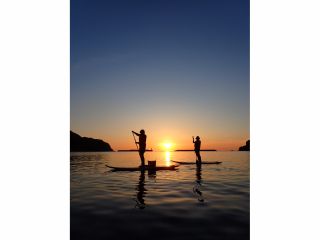 夕日の中へ