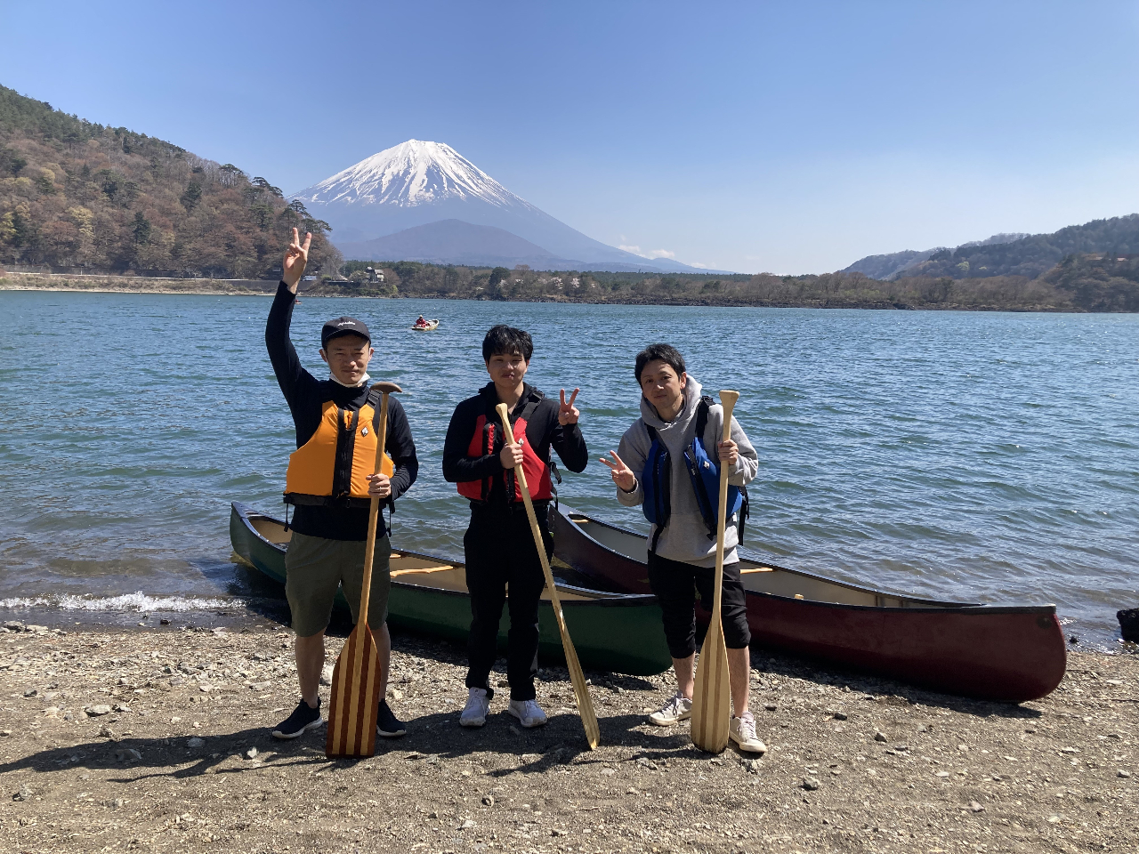 山梨・精進湖】早朝の静かな美しい精進湖でカナディアンカヌー