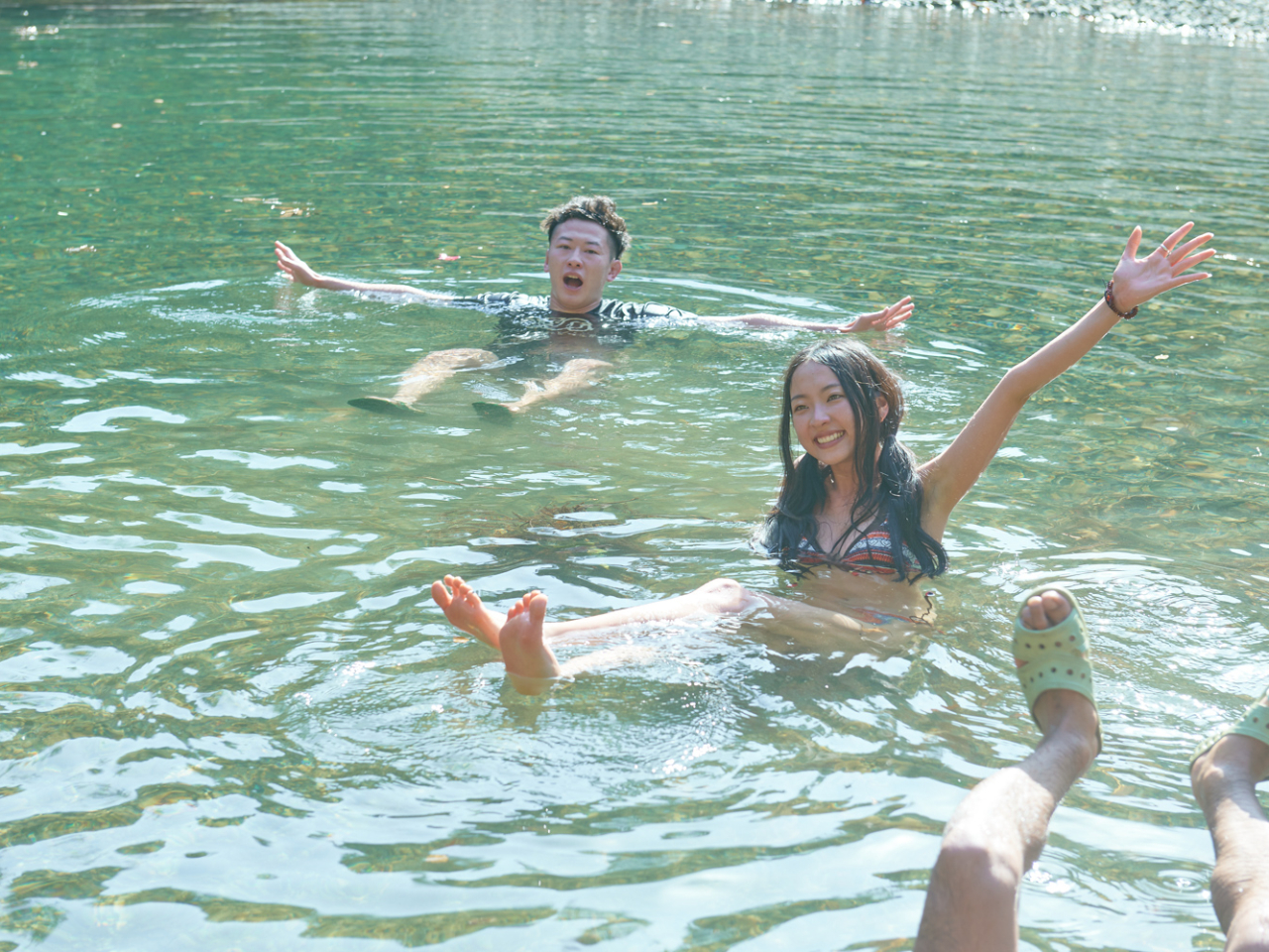 R̐삪CłB󐣂SłA܂ŐZ[̂Ƃ܂Bߒq̑Ɠ̐łB