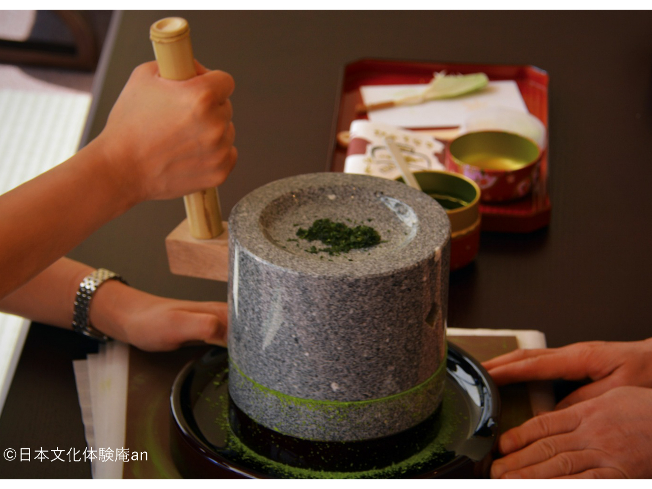 �Ђ����̎���