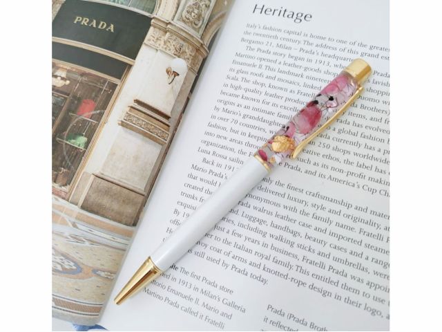 ご自分用にはもちろん、プレゼントにも喜ばれます。