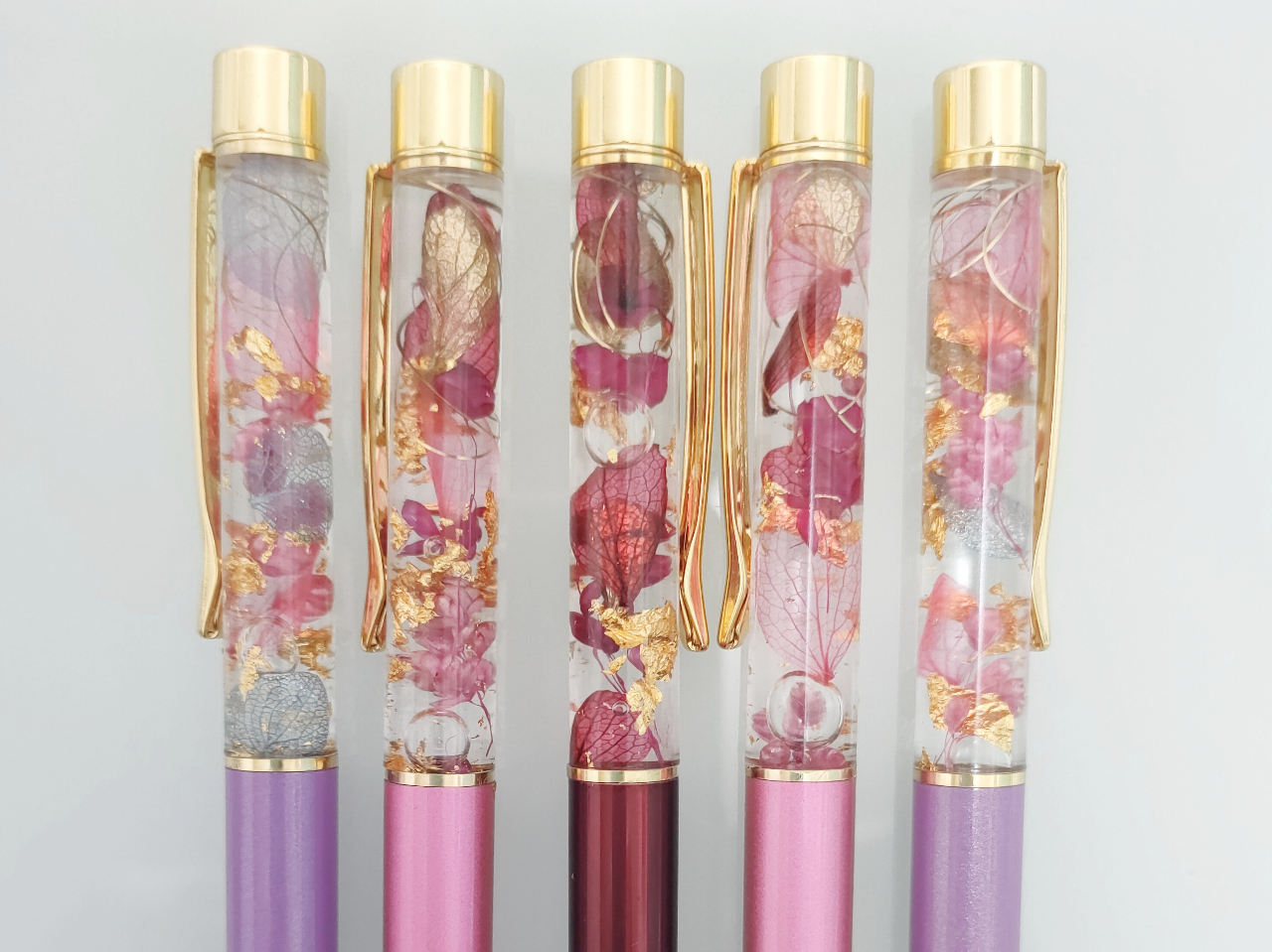 お花を詰め込み、幻想的な美しさ