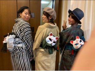 貴方だけのオリジナルのお面を作ってみて!帯の後ろに付けても可愛いいです!