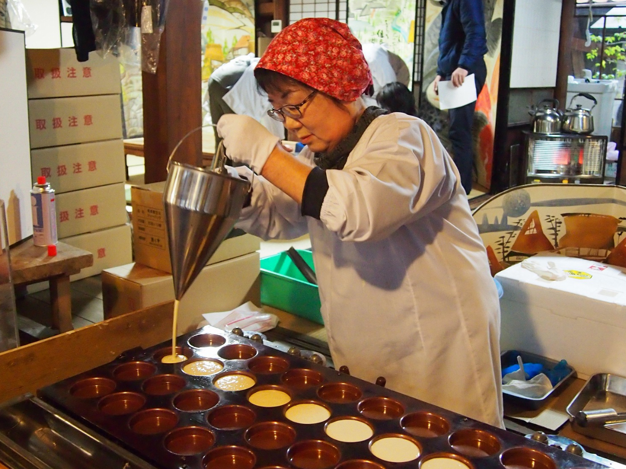 @@A΂hhŏĂĂ܂AՂ荞߂āEE