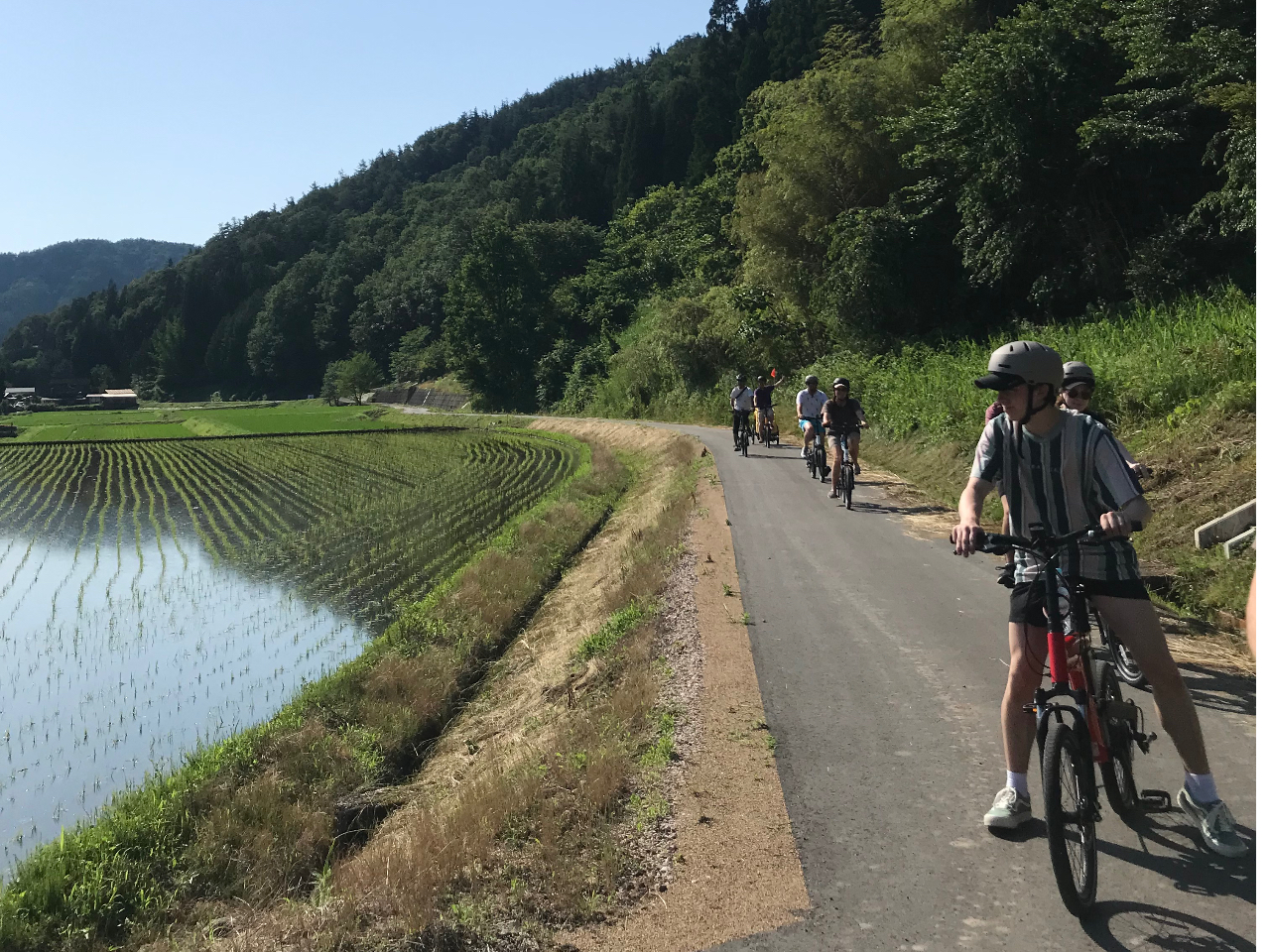 �R�ۂ̓c��ړ��́A�̂т̂тƃT�C�N�����O���y���߂܂��B