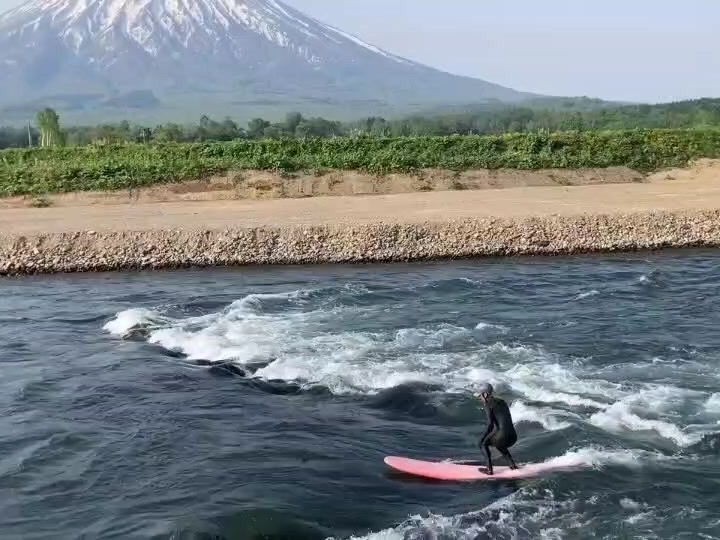 ずっ〜と乗れる波がここにある!!(注)水量によりポイントは変わります。