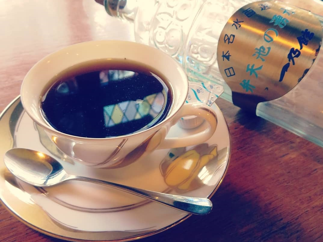 {SIٓVrNşꂽR\q[u܂₩ŃoX̂ƂꂽvACXEzbgeSOO~ɂĔ̔B