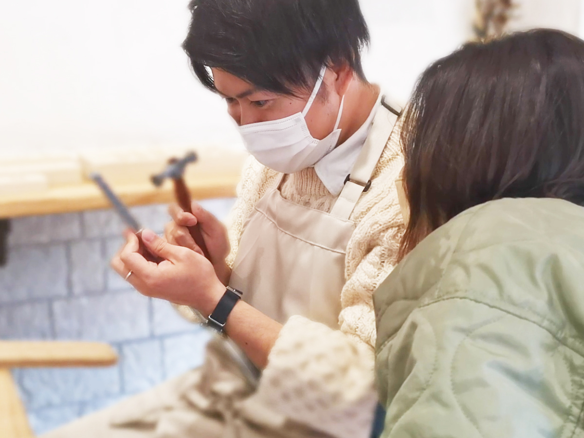 指輪作りで楽しい思い出がつくれます