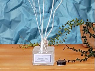 自分の心と空間を満たす【オリジナルリードディフューザー】を作りましょう♪年齢性別問わず色んなフレグランスをご用意しております♪