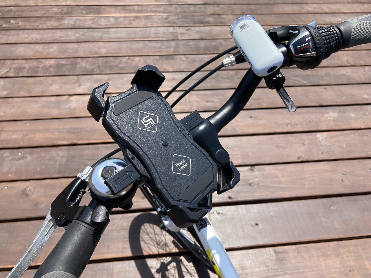 2022/6`SԂɃX}zz_[W܂Bgѓdb𑕔āAy𒮂AMapJAƎRȃTCNOy݂܂傤B