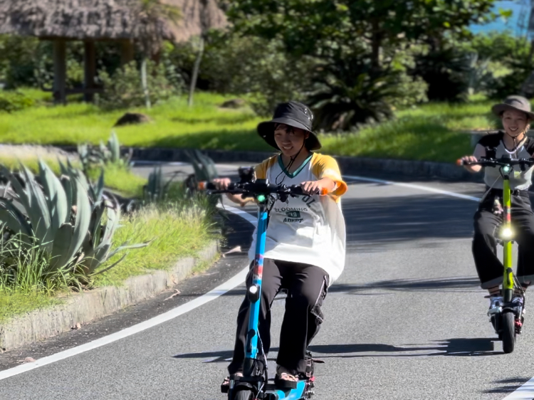 dLbN{[hȂ玩Ԃł̈ړAEE𔧂ɊČiFy݂Ȃ瑖邱Ƃł܂