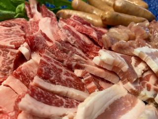 BBQは「ベーシック」「グレードアップ」「佐賀牛プレミアム」の3プランをご用意