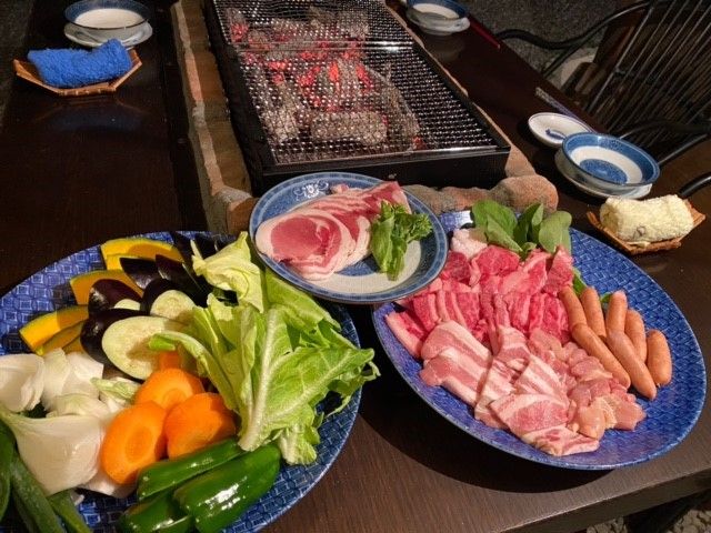 BBQは「ベーシック」「グレードアップ」「佐賀牛プレミアム」の3プランをご用意