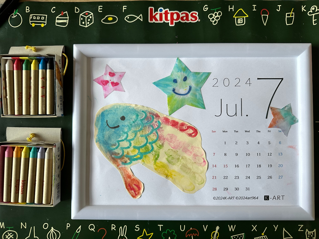 Ԃ񂩂炨q܂܂ŁAL^ƂĊy߂ƑlC̎`J_[BṼe[}́uvłBe[}̂ŔNԂŊy߂܂B