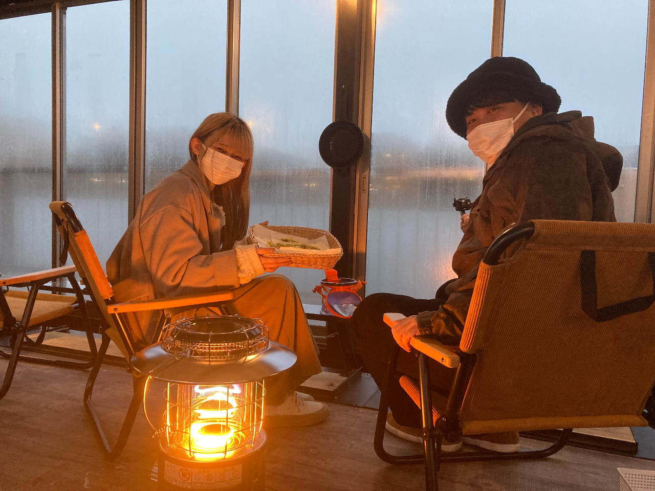 J̓łgDŃJTMނ肪y߂I