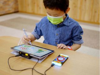 らくがキッズでは自分で描いたらくがきが動き出す! 自分だけのオリジナルらくがきを作っちゃおう!