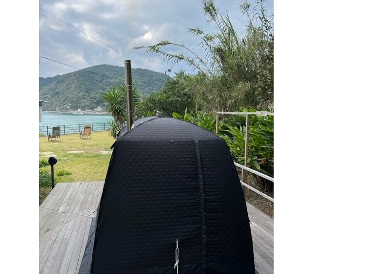 海を眺めてテントサウナはどうですか?最高です