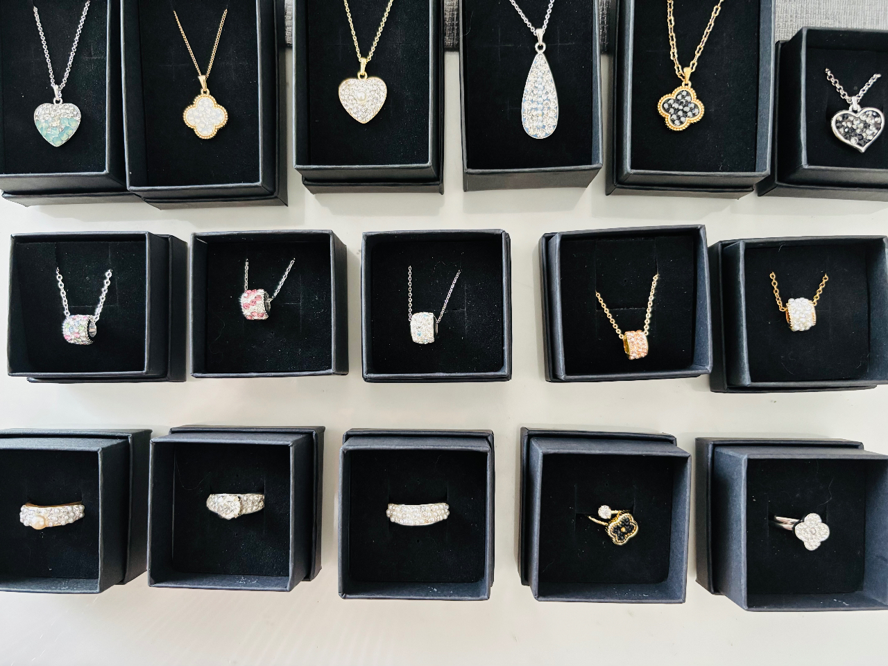 dオANZT[͂ɓēA蒸܂B