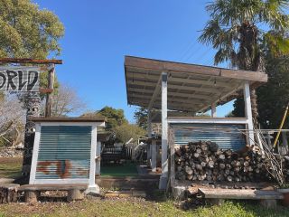 屋根付き☆開けた心地良いスペースでBBQをお楽しみいただけます♪