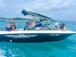 使用艇:YAMAHAスポーツボート