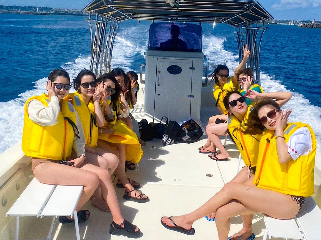 貸切クルージング】これぞ沖縄の海遊び！離島や無人島で遊び倒して