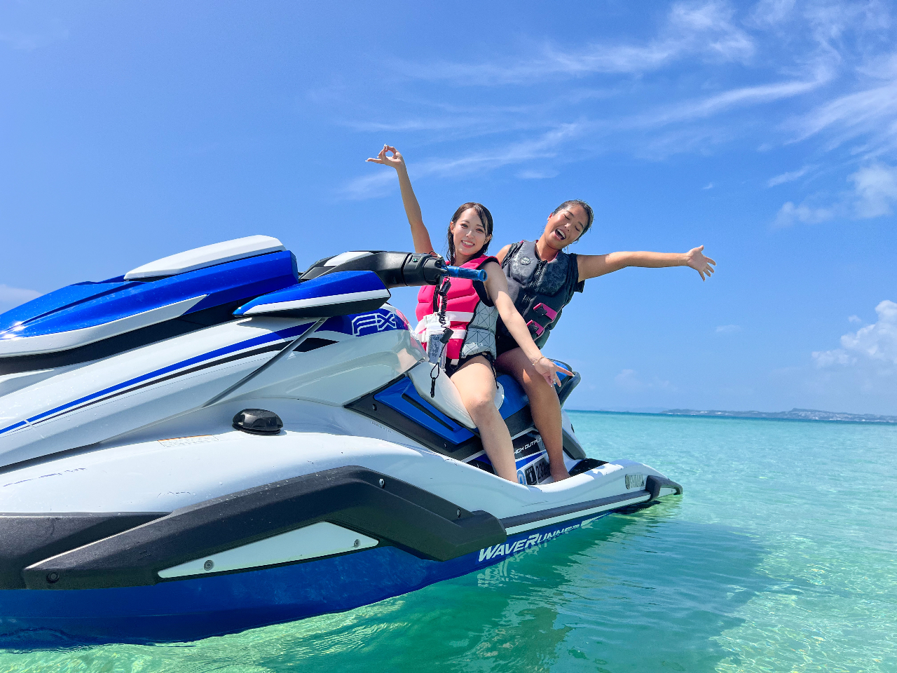 沖縄マリーナ発】圧巻のロケーションをジェットスキーで豪快に