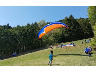 ライズアップも平地から緩斜面にレベルアップしてさらに浮遊感が増大