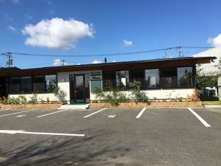 レストラン、カフェ、BBQコーナー、トイレ、シャワー施設