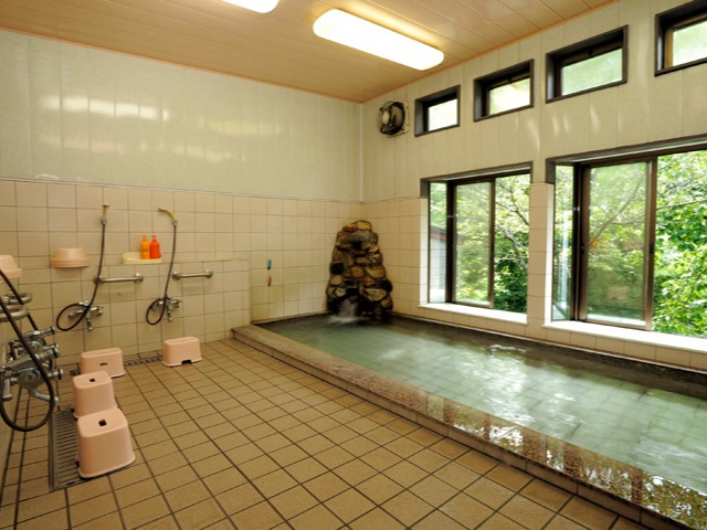 �̌��I����́A����10���̏ꏊ�ɂ��铡�͓��k�J����Ɋ��܂��B�u�s�{��:�����A���ւ��A�g�C���A�ً}����A���U�A���k�ꏊ�v