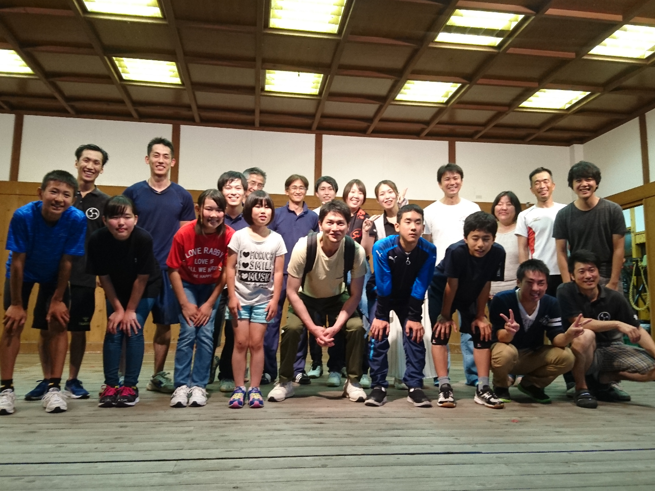 ́Awl܂łROȏBI㎞Ԃ΁AނƐ_yւ̎v𕷂Ȃ𗬂܂B