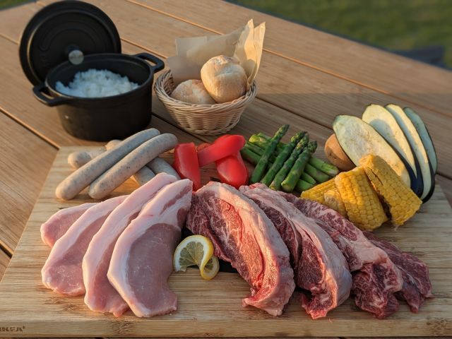 プレミアムコース(写真は4人前です)