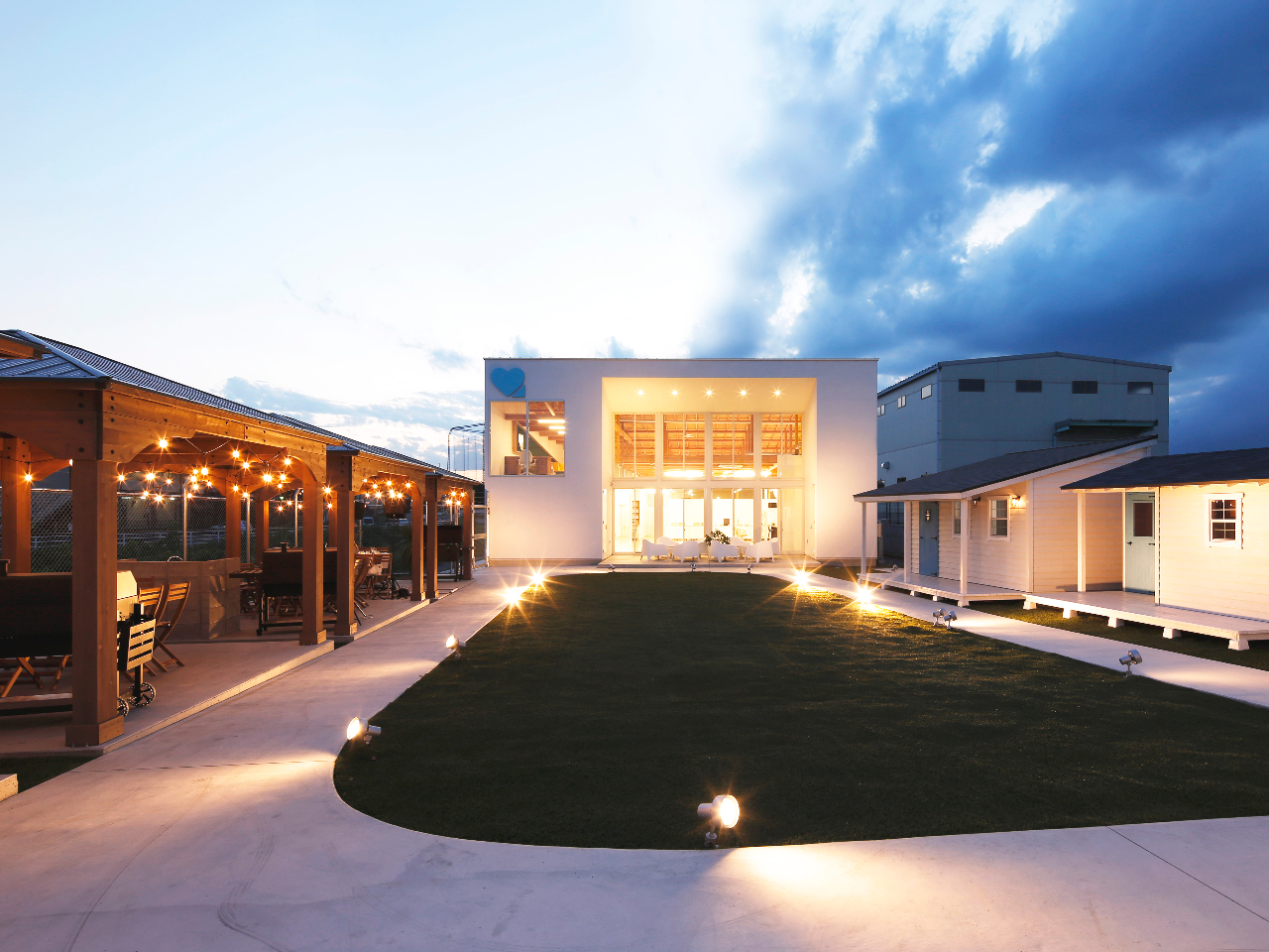 2022NNEW OPEN̎{݂ł!