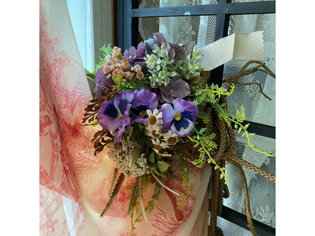 神奈川県・藤沢市】～高級造花を使ったフラワーアレンジメント