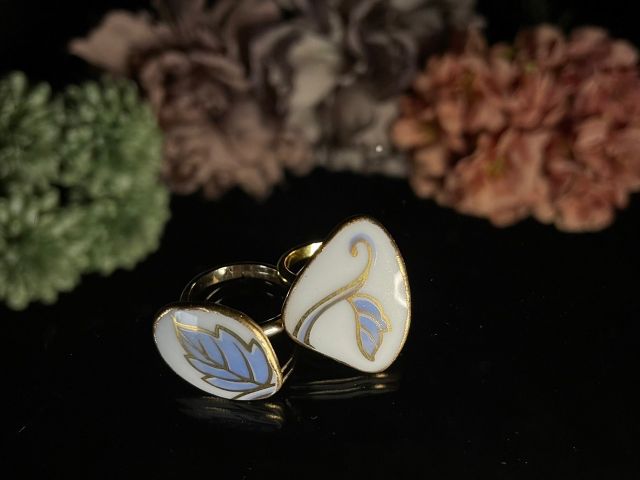 一つの器から生まれた二つのリング。心も一つになれるかも?