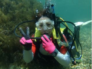 透明度バツグンの近江舞子水泳場で琵琶湖×ダイビングを♪湖だからべたつかず、体験後も快適に過ごせるのは琵琶湖ダイビングならではの魅力のひとつ!