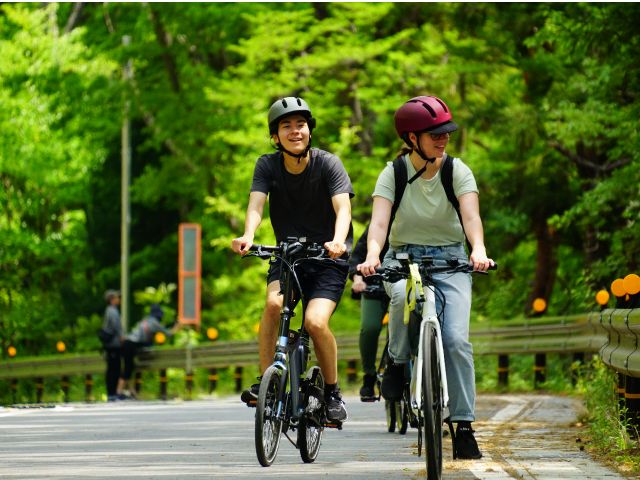 信夫山は車通りも極めて少ないので安心して楽しむことができます。