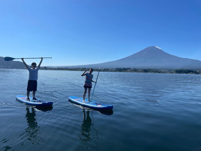 富士山をバックにのんびりクルージング^ ^