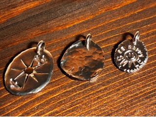 自由な発想で世界に一つだけのペンダントを作りましょう!