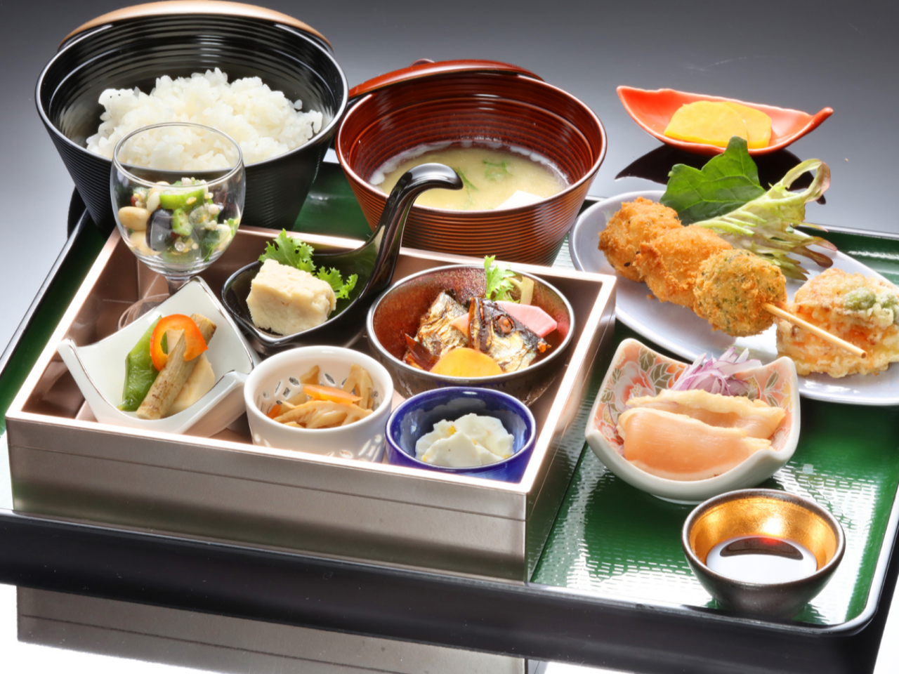 ���G�߂ɂ�肨�H�����e�A�킪�ς��ꍇ���������܂��B