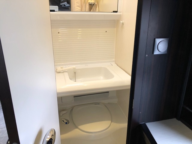 �{����V.MAX�̎ԓ��B���ʑ��V�����[�i�O�ł��g���܂��j���g���āA�ƂĂ����K�ł��B�i�g�C���̓����^���ł͎g�p�s�j