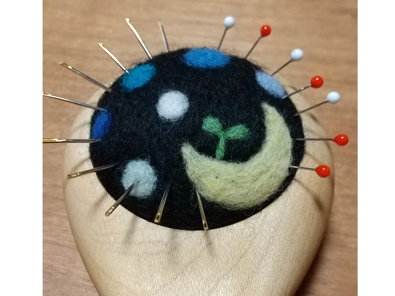 wZTN̏߂Ăٖ̂DBŃfUC܂B