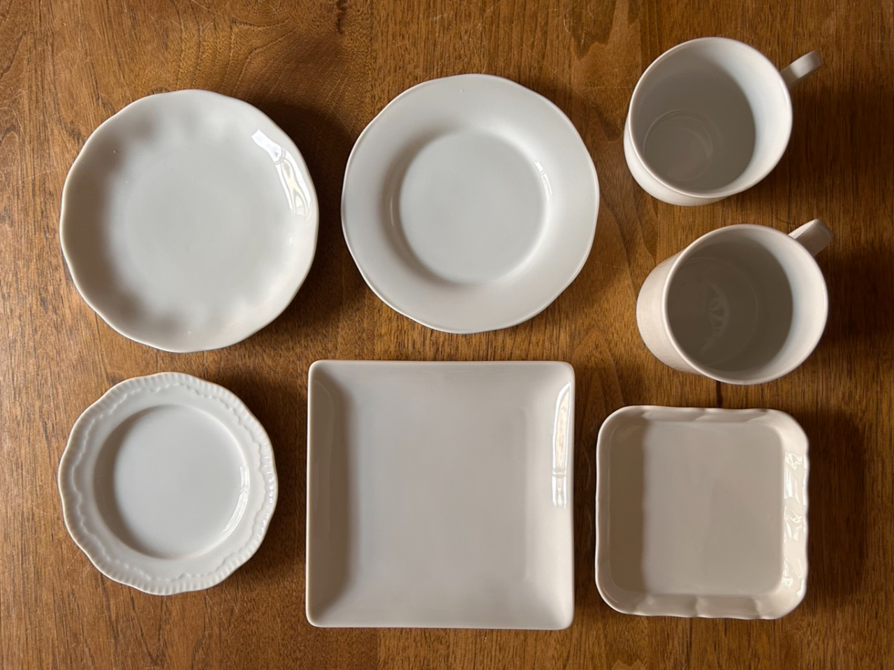 お好きな食器を2点お選びいただけます