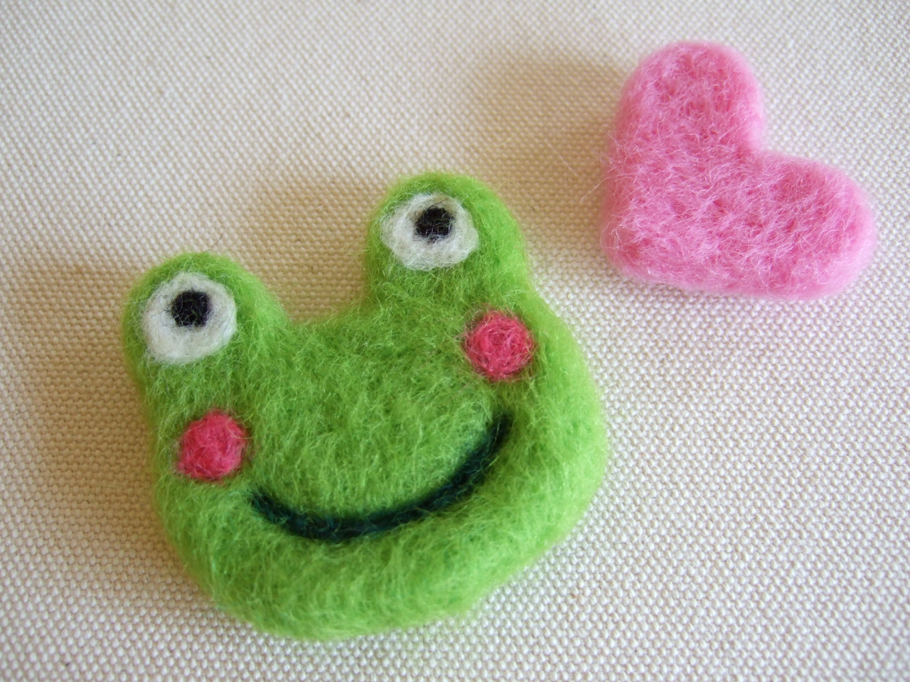 わくわく体験！飛騨高山対象】ニードルで作る羊毛フエルト体験☆彡