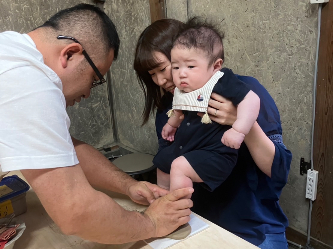 Ȏq̏ꍇA`Ƒ`ƁAЕÂƂ邱Ƃł܂B