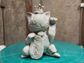 他所には無い、オリジナル招き猫を作れるコースです。少人数で行っていただくので、 じっくり作っていただけます。初めての方でも安心して行っていただけます。