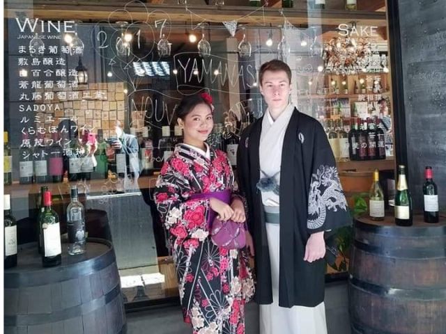 河口湖エリアにはワインショップセラーショップが新しく出店しています。 お好みのワインを見つける散策も楽しめます