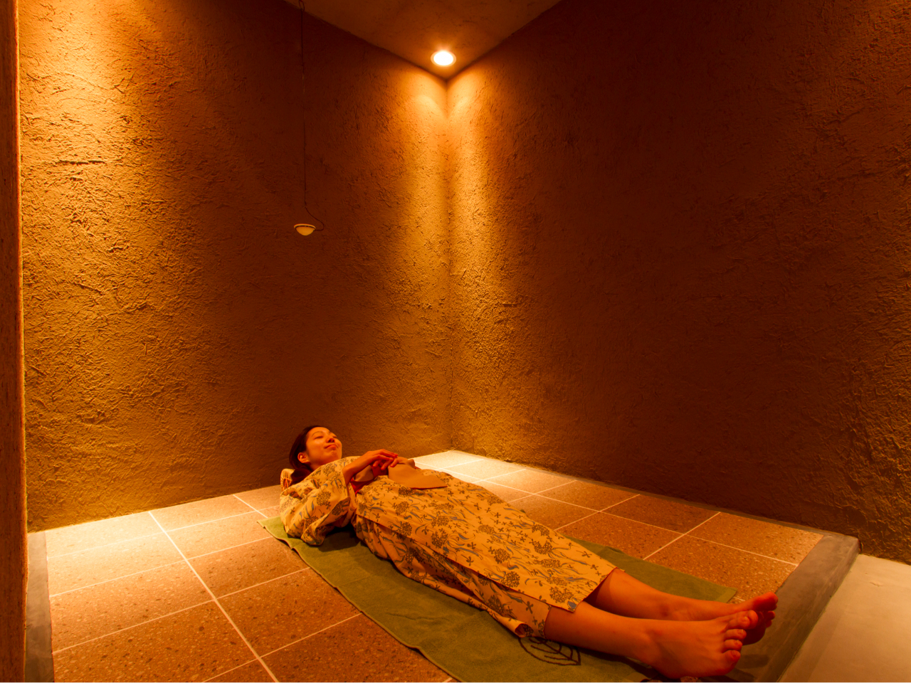 岩盤浴「石蕗」