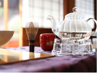 気軽さの中に落ち着く時間を一緒に楽しみます。